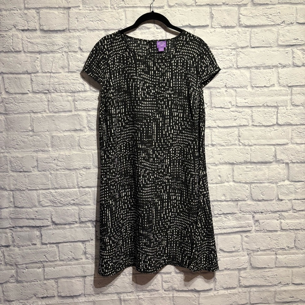 Jolie Black and White Mini Dress Medium